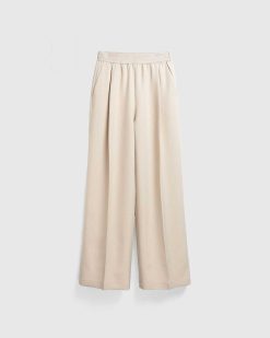 Stockholm Surfboard Club Short Elaine Beige | Pantalon