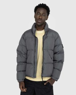 Stone Island Doudoune En Nylon Recycle Teinte En Vetement Gris Plomb | Vetements D'Exterieur