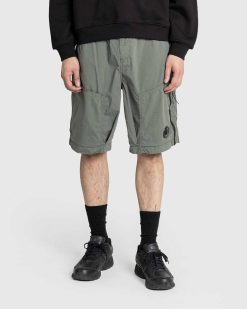 C.P. Company Bermuda Cargo Vert Agave | Shorts