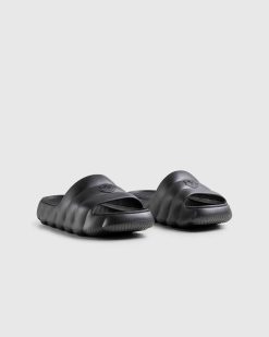 Moncler Claquettes Lilo Noir | Des Sandales