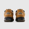 New Balance M 2002 Rei Tabac | Baskets