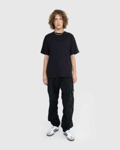 Stone Island T-Shirt A Logo Teint En Piece Noir | T-Shirts